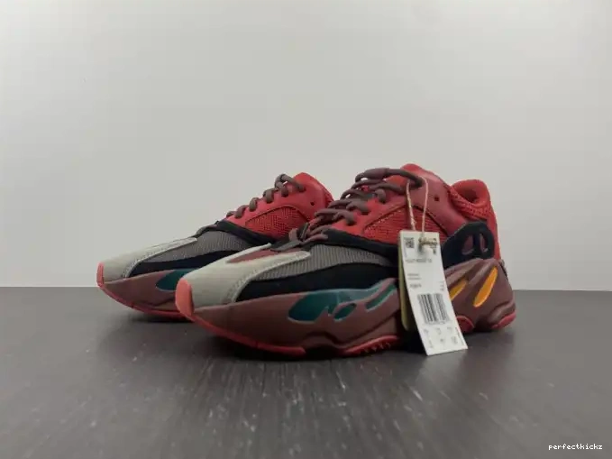HQ6979 700 Boost Adidas Yeezy Red Hi-Res 0501